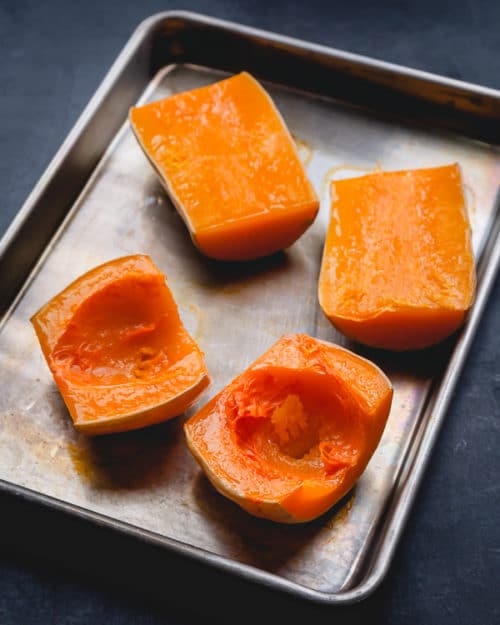 Let me show you how to roast a butternut squash with minimum effort. This method is truly the simplest, yet doesn't sacrifice on flavor!!! #butternutsquash #roastedbutternutsquash